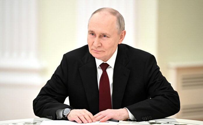Россия. Кремль. Путин. 25 лет во главе России! Президент России Владимир Путин остаётся одной из ключевых политических фигур XXI века