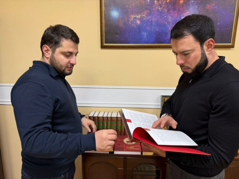 Уникальный сборник книг о героях-дагестанцах станет частью музея СВО